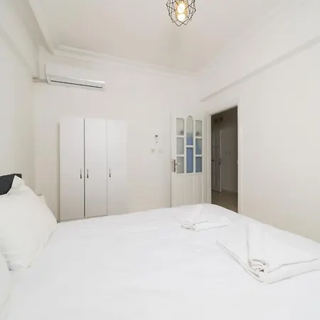 Apartment Refreshing Flat With Excellent Location In Alanya